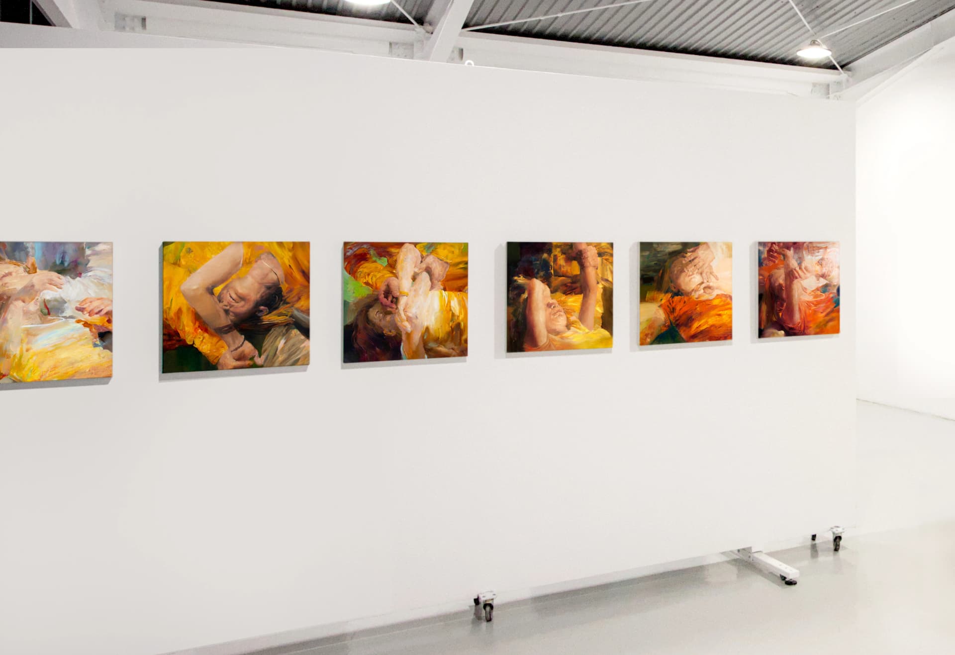BETWEEN SECONDS installation view, Borderline Art Space, image 1