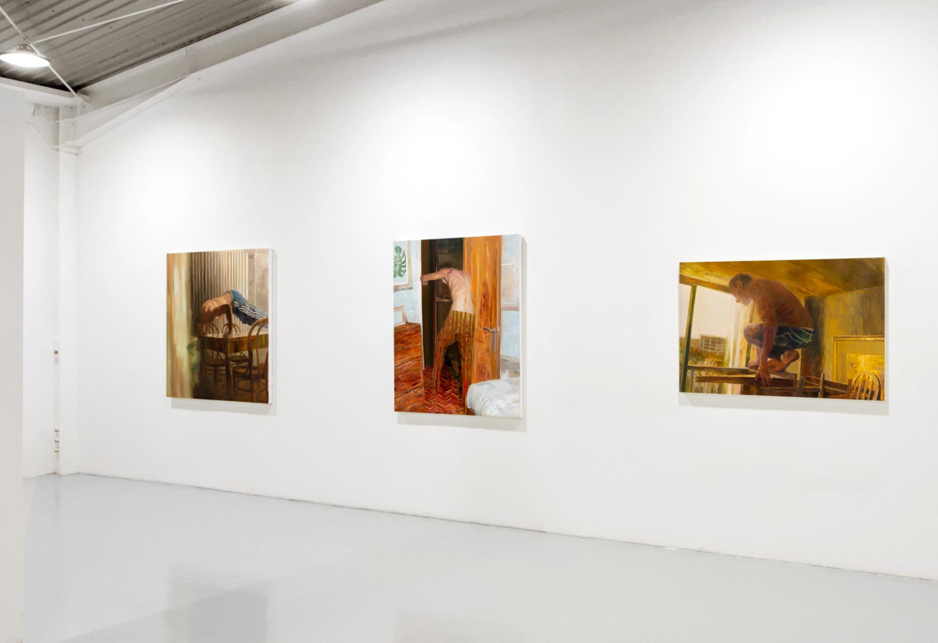 BETWEEN SECONDS installation view, Borderline Art Space, image 2